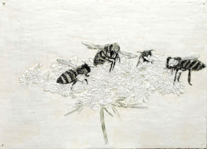 Bienen auf Scharfgabe, 2021, Paraffin und Acryl auf Papier, 50 x 70 cm
